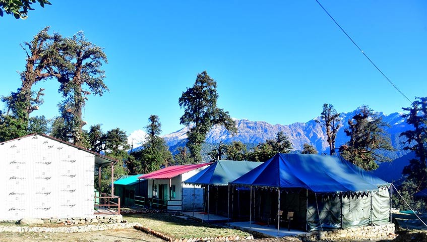 Chopta Luxury Cottages