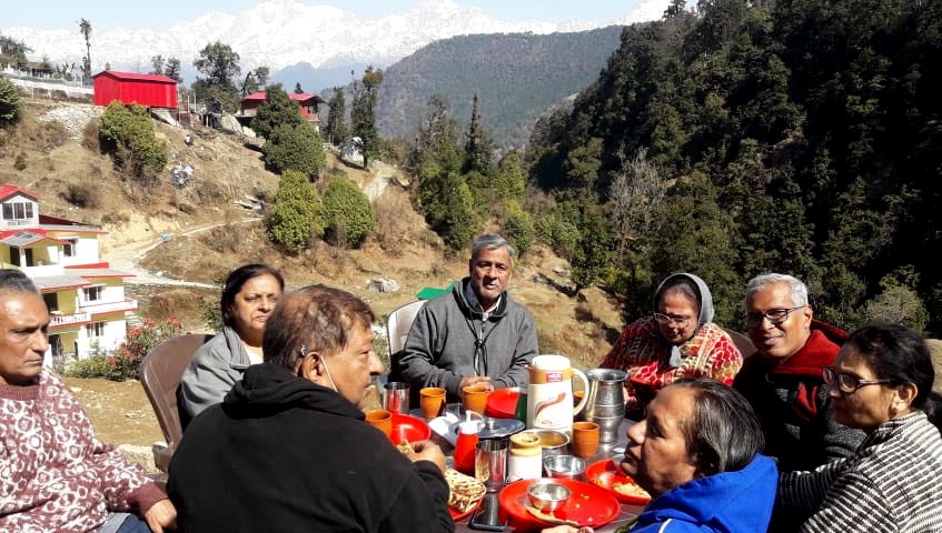 Chopta Delxue Camp